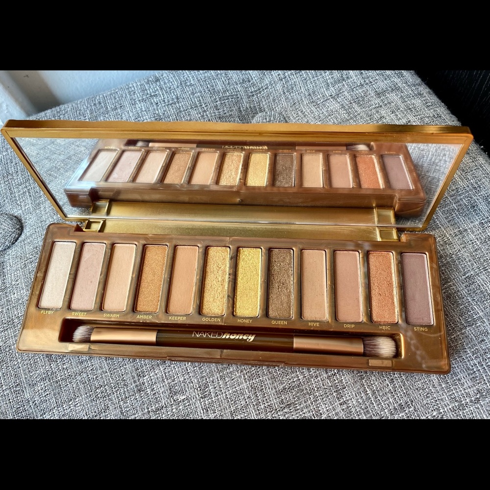 Naked Honey eyeshadow palette from Urban Decay